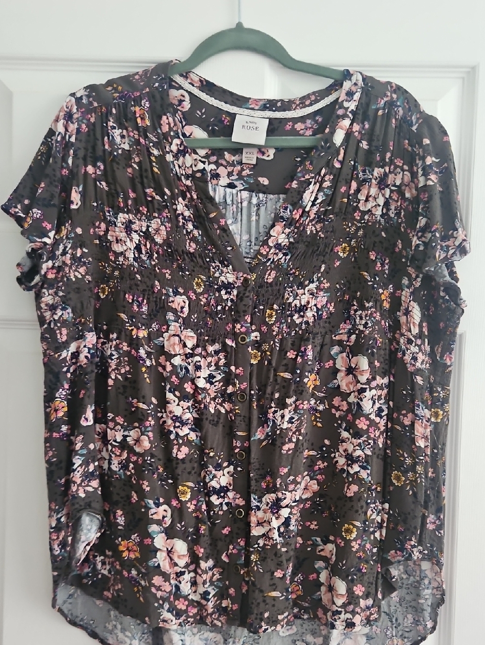 Knox Rose Black Floral Smocked V-Neck Blouse